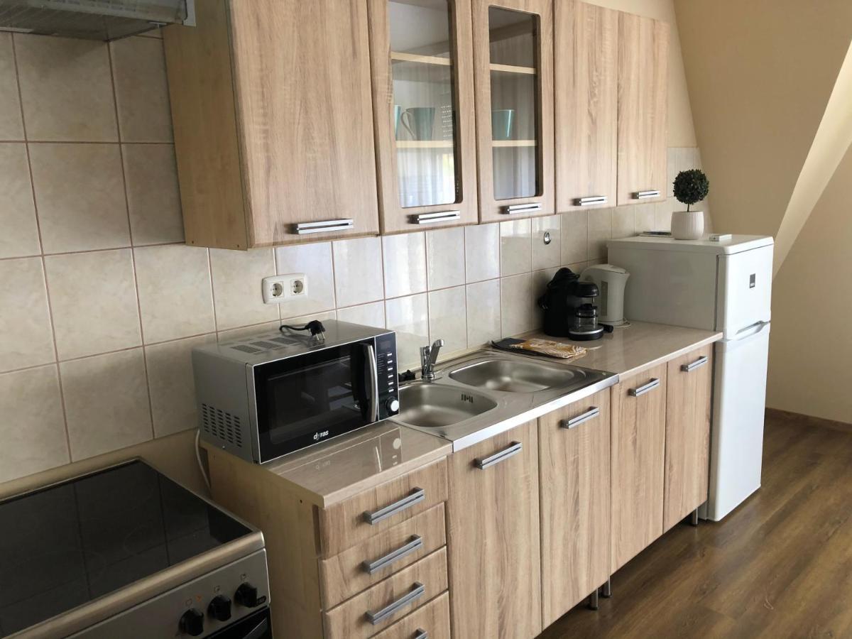 Alina Apartmanok Hajduszoboszlo Exterior photo